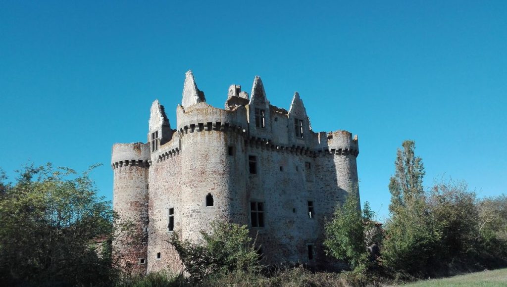 Le château de l’Ebaupinay
