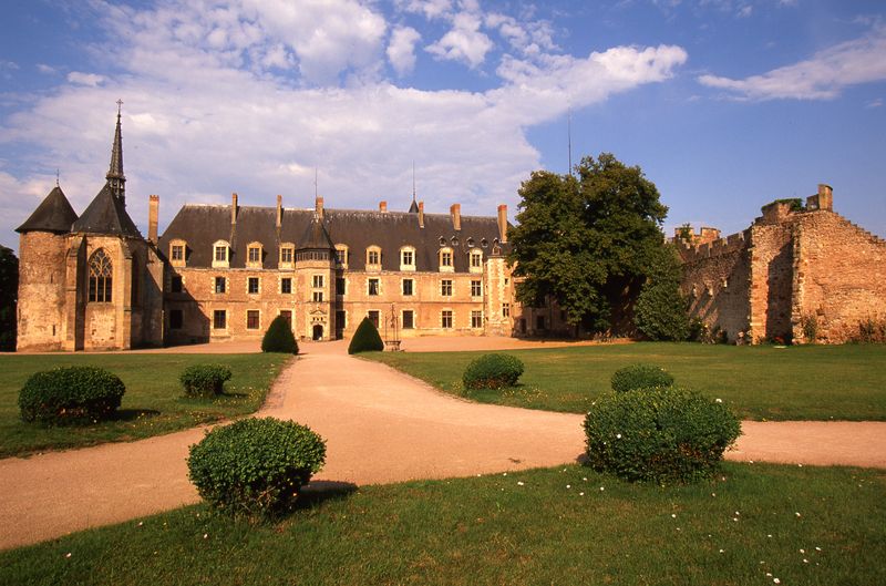 Château de Lapalisse
