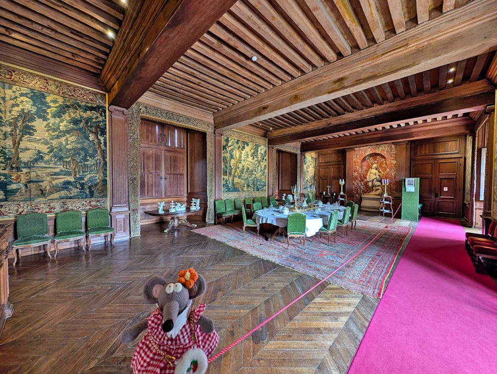 salle-a-manger-du-chateau-de-Serrant-